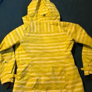 Mountain Hardwear ski jacket